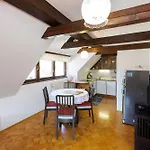 Apartmaji Hodnik Stara Fuzina Apartament
