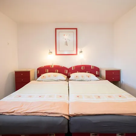 Daire Apartmaji Hodnik Stara Fuzina *