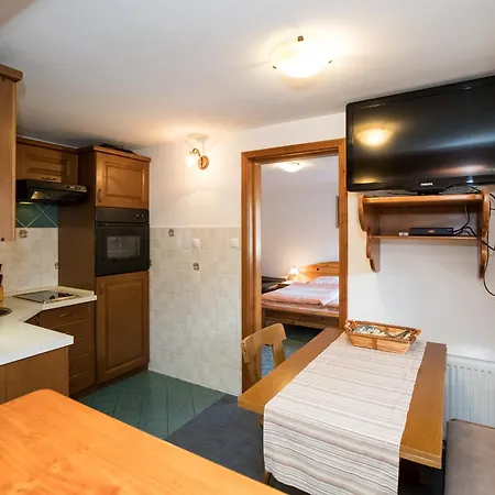 Apartmaji Hodnik Stara Fuzina *