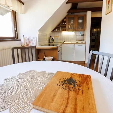 Apartmaji Hodnik Stara Fuzina Apartment *