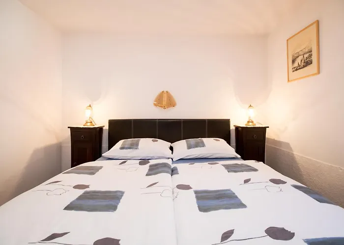 Apartmaji Hodnik Stara Fuzina 아파트 *