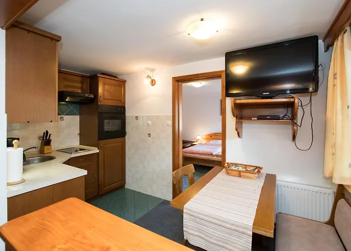 Apartmaji Hodnik Stara Fuzina *