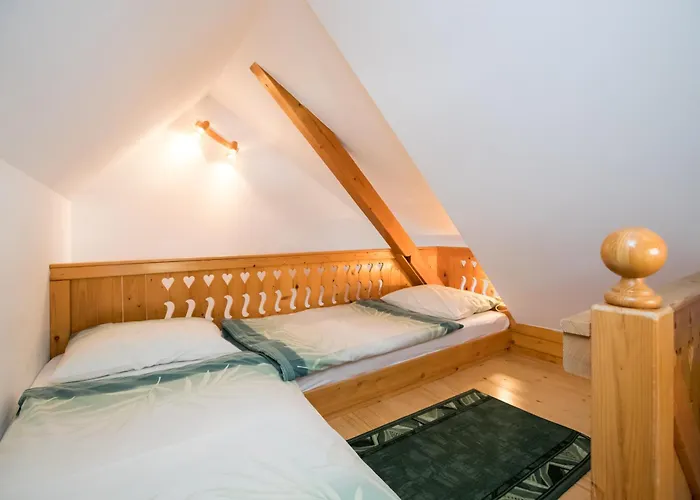 Apartmaji Hodnik Stara Fuzina 아파트 보히니