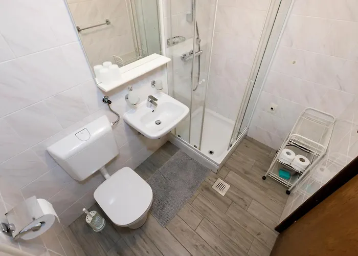 아파트 Apartmaji Hodnik Stara Fuzina