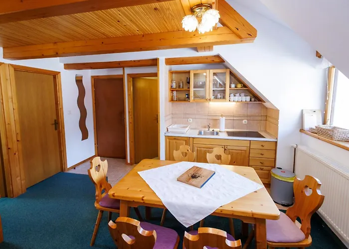 아파트 Apartmaji Hodnik Stara Fuzina 보히니