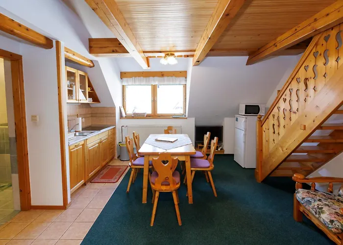 Apartmaji Hodnik Stara Fuzina 아파트 *